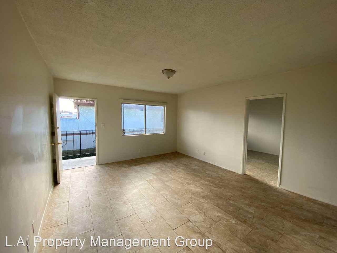 8240 Gardendale Street 16 Apartments in Paramount, Paramount, CA