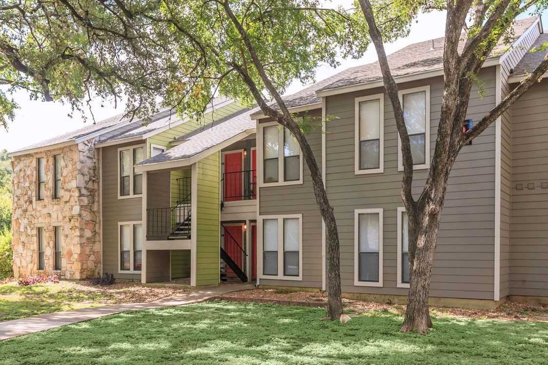Salado Crossing Apartments 13230 Blanco Rd, San Antonio, TX 78216