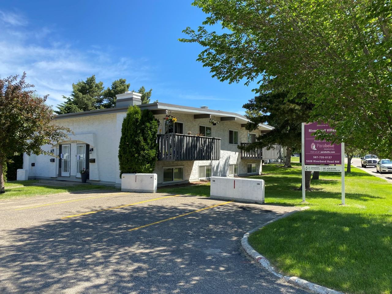 Riverbend Villas Apartments 5608 Riverbend Rd Nw, Edmonton, AB T6H