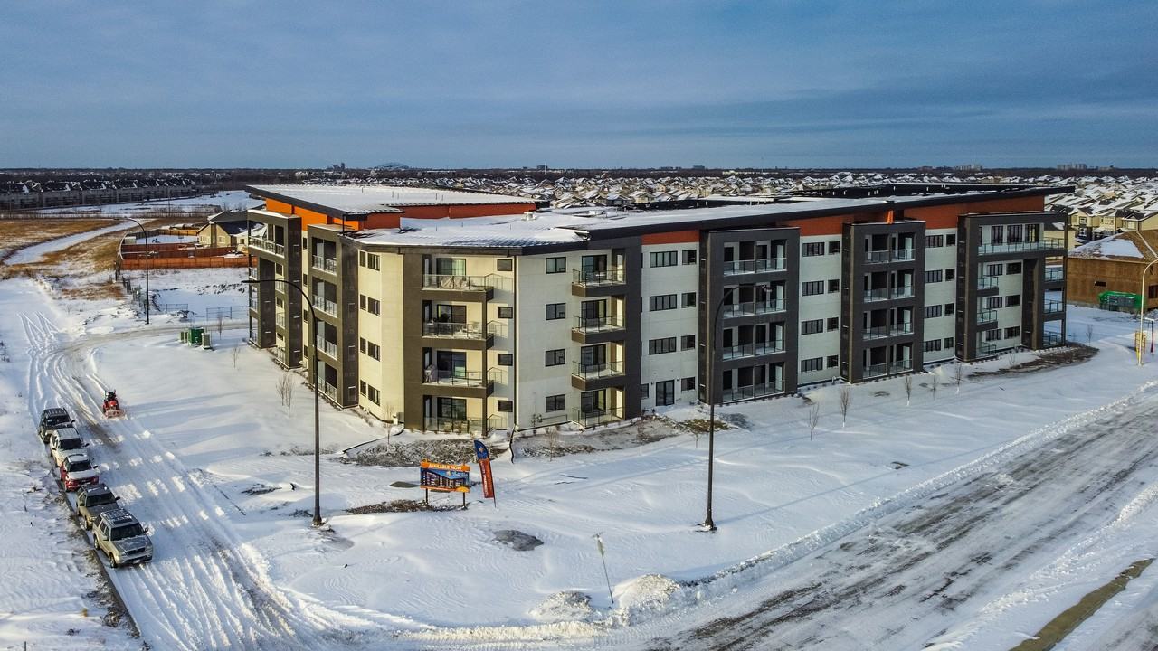 Bella Vista Apartments 1515 Warde Ave, Winnipeg, MB R3X 0R4 Zumper