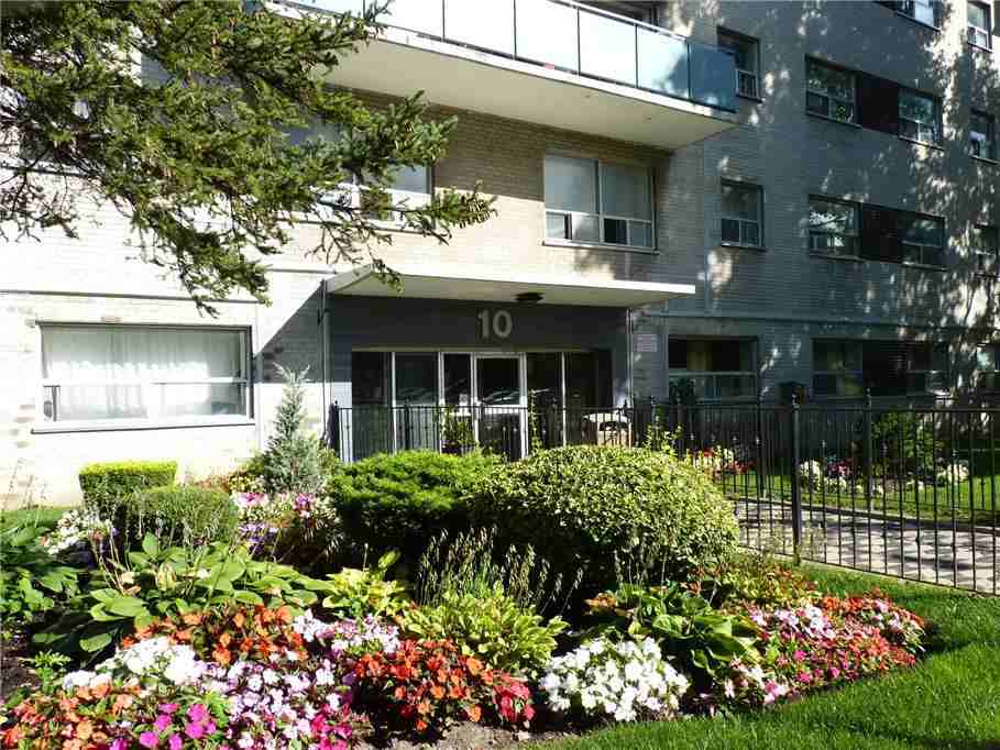Sandalwood Manor Apartments 20 Trudelle St, Toronto, ON M1J 1Z1 Zumper