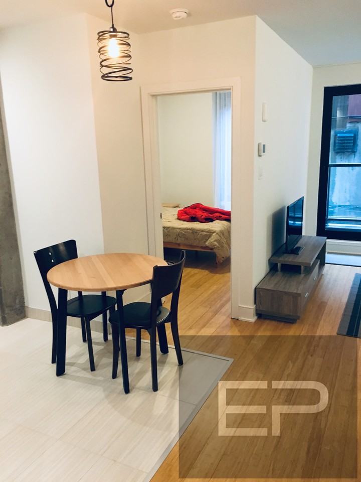 1212 Rue Apartments in Quartier VilleMarie, Montréal, QC H3G