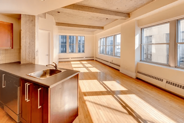 200 Rue SaintJacques Apartments in VieuxMontréal, Montréal, QC H2Y