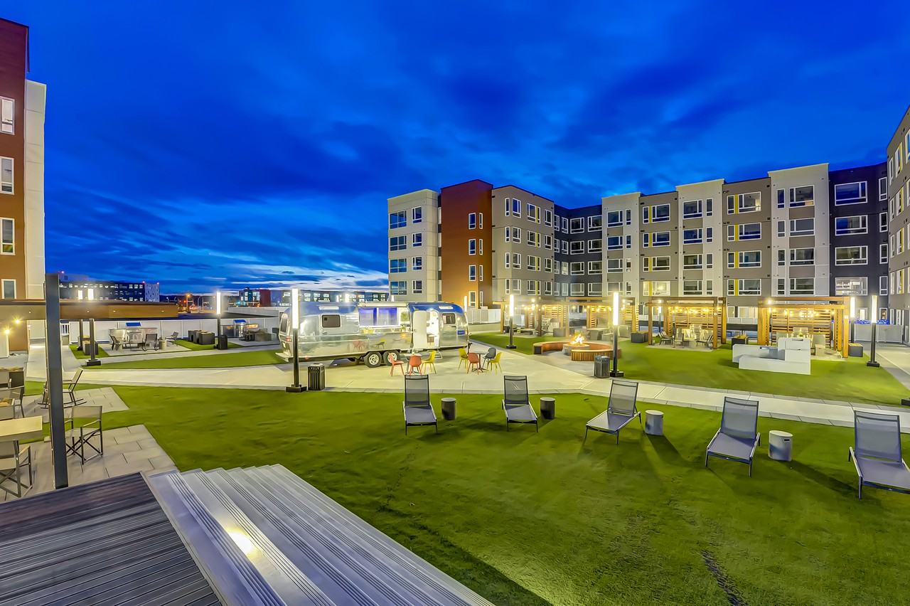 Aria Apartments 4135 University Avenue NW, Calgary, AB T3B 6K8 Zumper