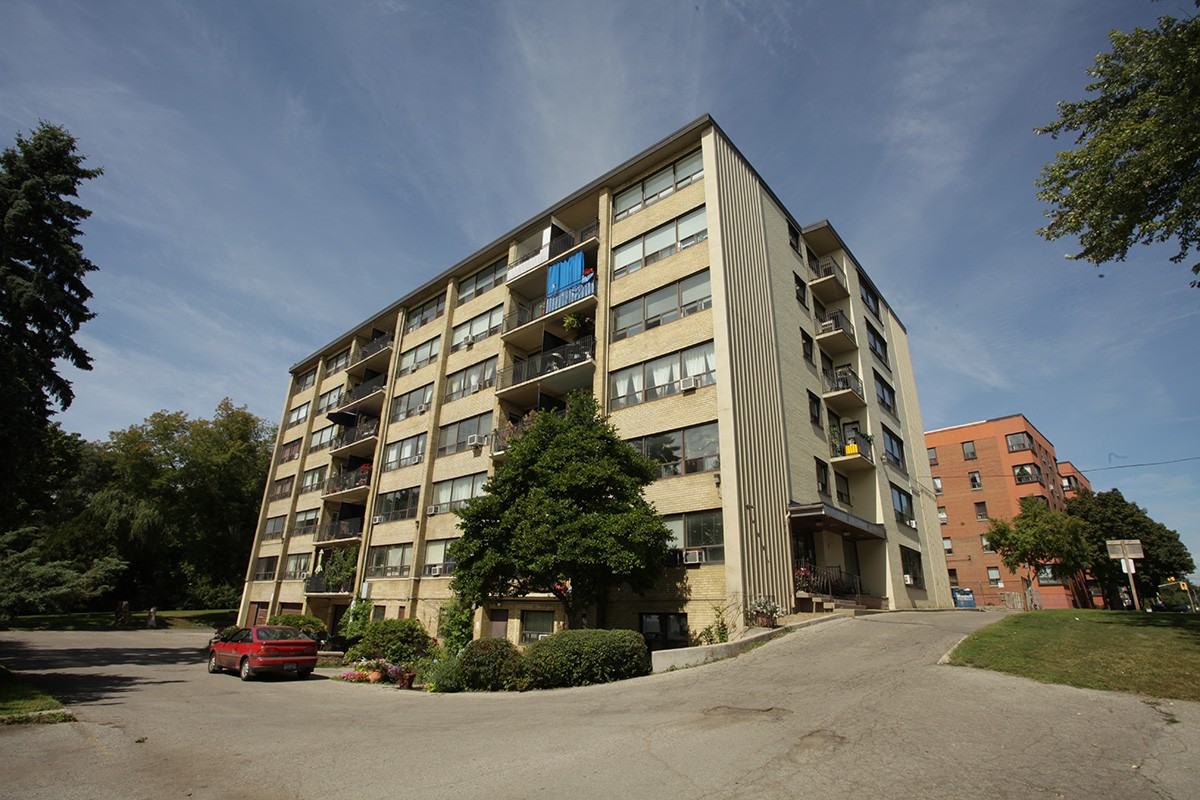 2 Royal York Apartments 2 Royal York Rd, Toronto, ON M8V 2S6 Zumper