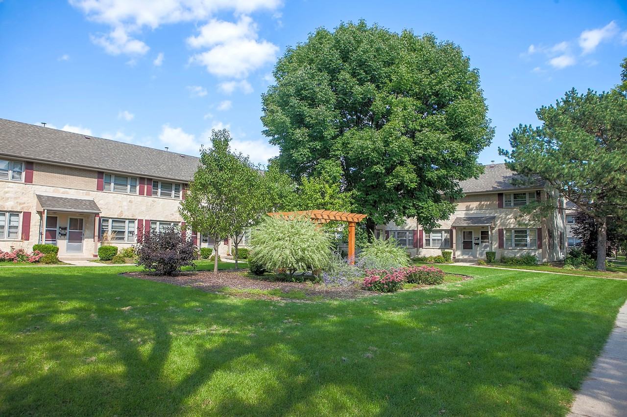 Apartments for Rent in Shorewood, WI 25 Condos & Other Rentals Zumper