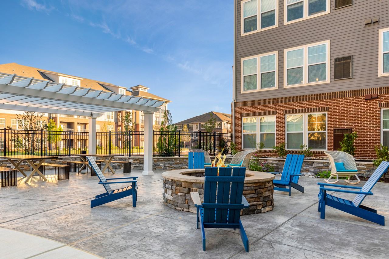 J Creekside at Exton Apartments 360 Creamery Way, Exton, PA 19341