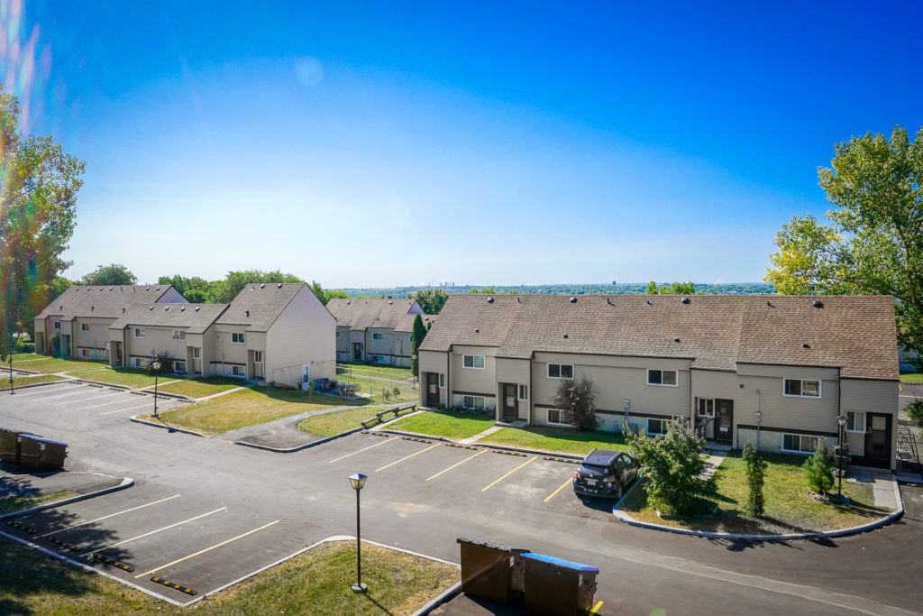 Aspen Woods Housing CoOp Apartments 204 Wapiti Way, Brandon, MB R7A