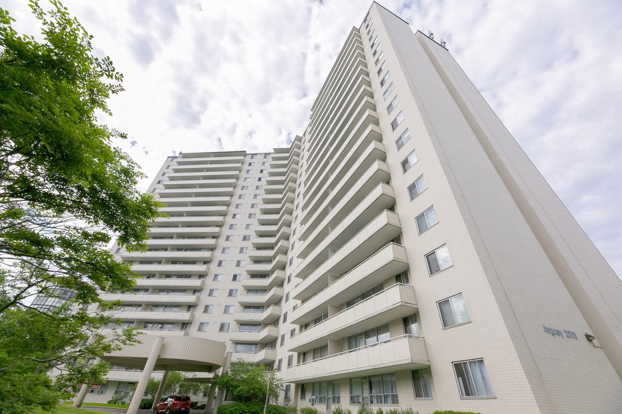 The Argosy Apartments 2170 Sherobee Rd, Mississauga, ON L5A 3P8 Zumper