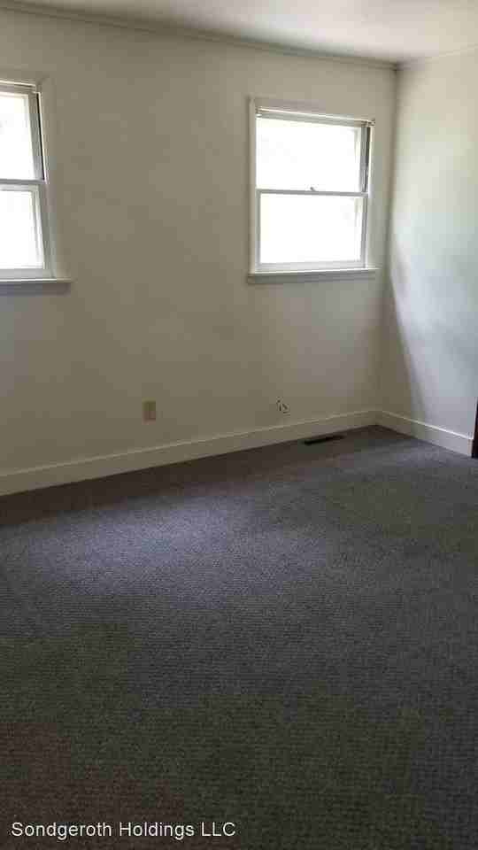 416 N Hickory Apartments in Wenona, IL 61377 Zumper