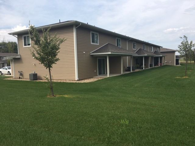 Wedgewood Cove Townhomes Apartments 1458 Wedgewood Drive 1484