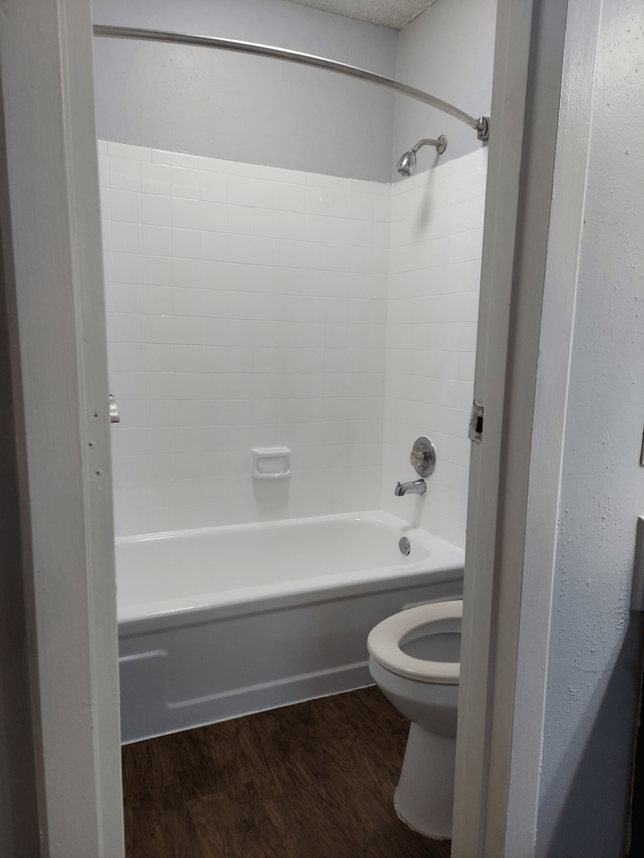 Bellaire Oasis at Oakwell {20211222} Apartments 1946 Ne Loop 410, San