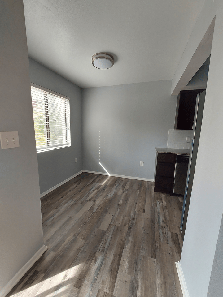 Bellaire Oasis at Oakwell {20211222} Apartments 1946 Ne Loop 410, San