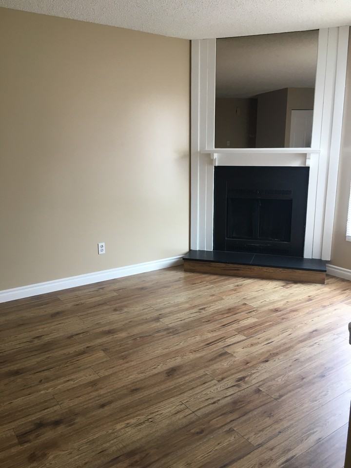 Varsity Village Apartments 70 Michener Dr, Regina, SK S4V 0L7 Zumper