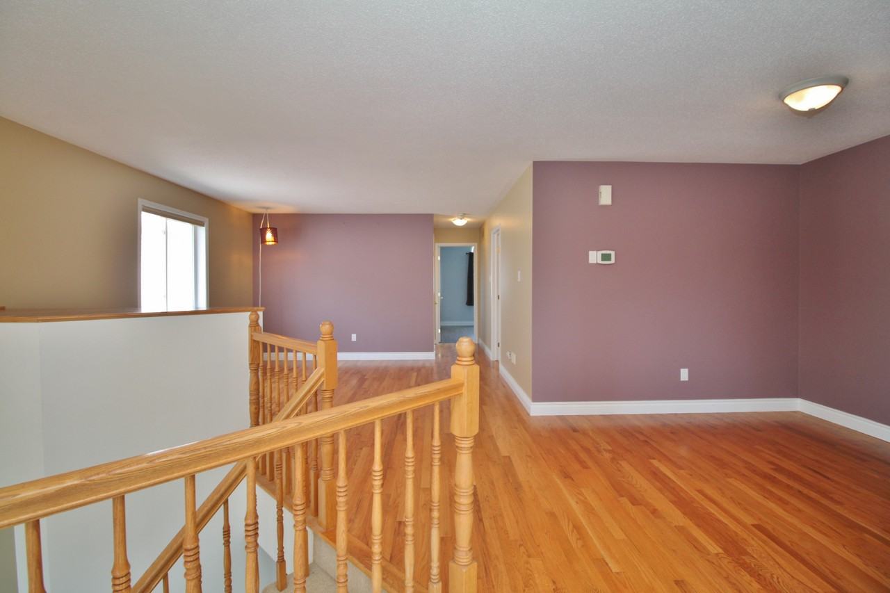 131 Castle Glen Cr Apartments in Glen Cairn, Ottawa, ON K2L 4G9 Zumper