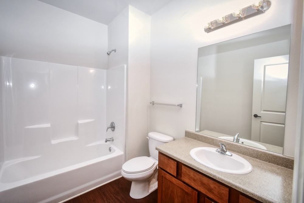 Courts Townhomes Apartments 1016 Cts, TX 78343