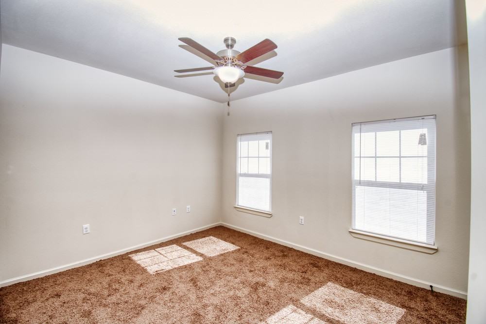 Courts Townhomes Apartments 1016 Cts, TX 78343