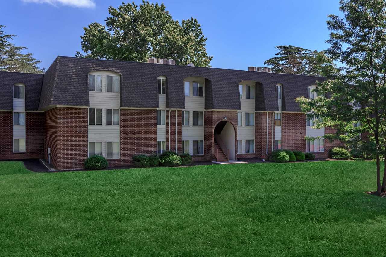 The Pines at Cold Harbor Apartments 7202 Garden Park Ln