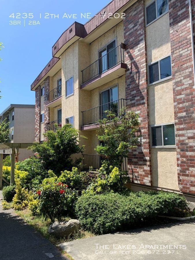 4235 12th Ave Ne 202, Seattle, WA 98105 3 Bedroom Apartment for Rent