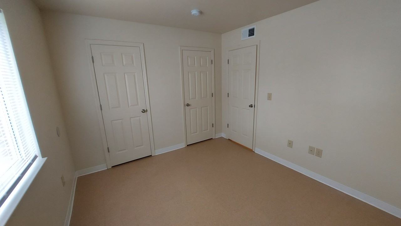 Sandy Run Apartments Please call 9104550548 for more information