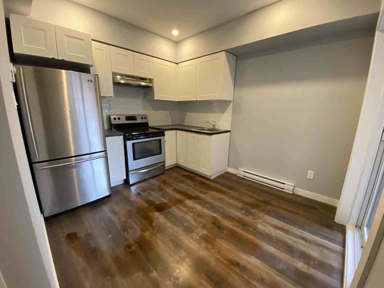 PARC LAFONTAINE APARTMENTS 1650 Rue Sherbrooke E, Montréal, QC H2L