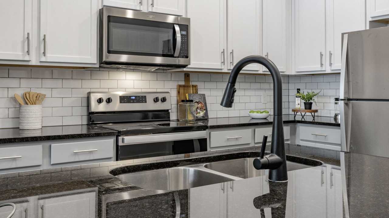 BARLOW Apartments 1900 Olevia St, Jacksonville, FL 32207 Zumper