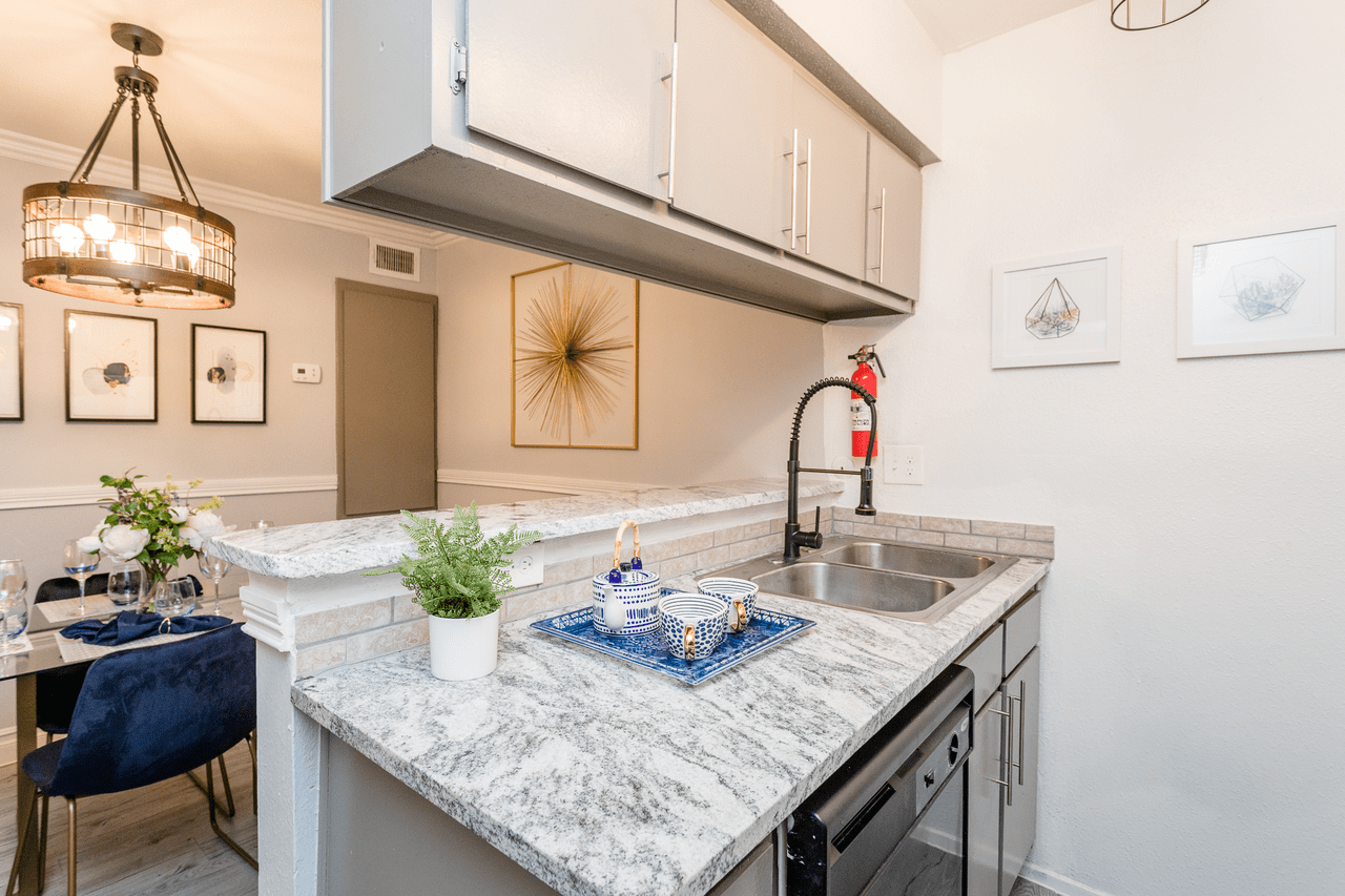 Ridge Point Apartments 2700 Westridge St, Houston, TX 77054 Zumper