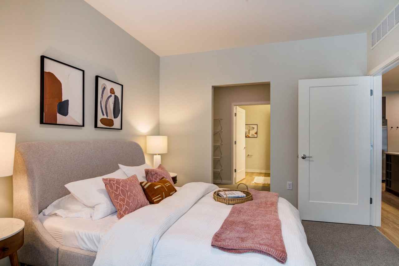 The Fenley Apartments 8051 33rd Ave S, Bloomington, MN 55425 Zumper