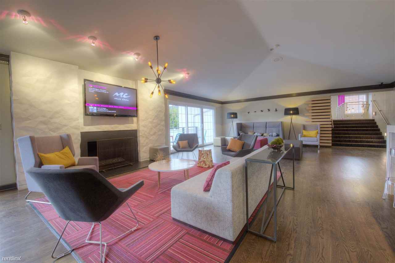 Woodbury Gardens Apartments and Townhomes 1245 Astor Ave, Ann Arbor