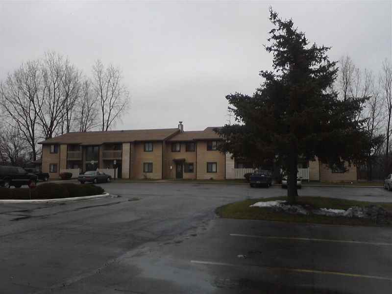 Knollview Apartments 512 W High St, Ovid, MI 48866 Zumper