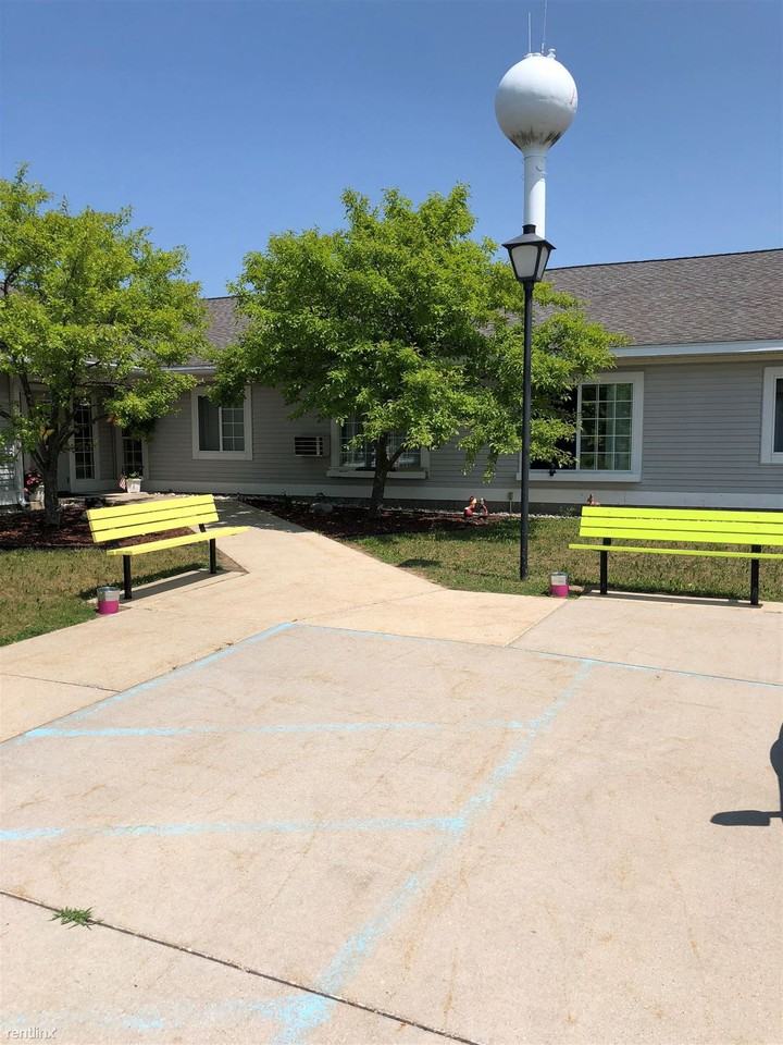 Fieldstone Manor Apartments 6776 State St, Posen, MI 49776 Zumper