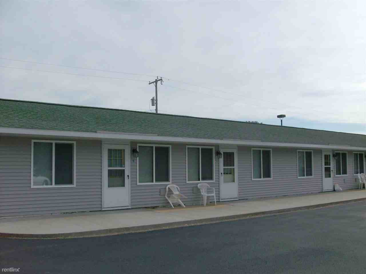 Level Acres N/P housing Apartments 504 S Birch St, Kalkaska, MI 49646