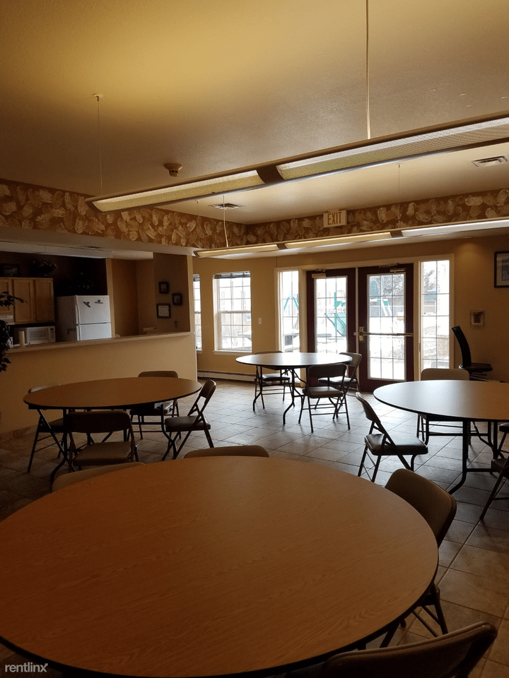 West Bridge Apartments 633 W Portage Ave, Sault Ste. Marie, MI 49783