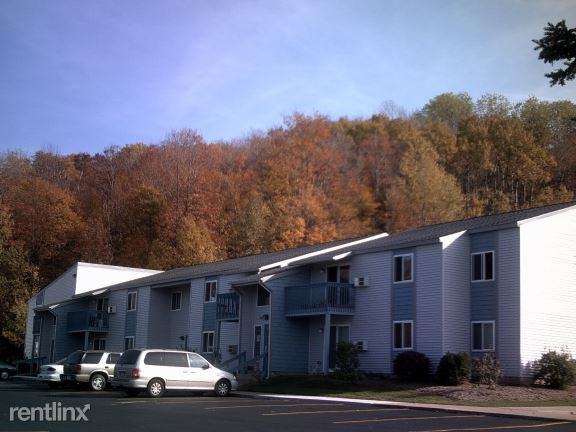 Traverse Woods Apartments 203 Lafayette Ave, Petoskey, MI 49770 Zumper