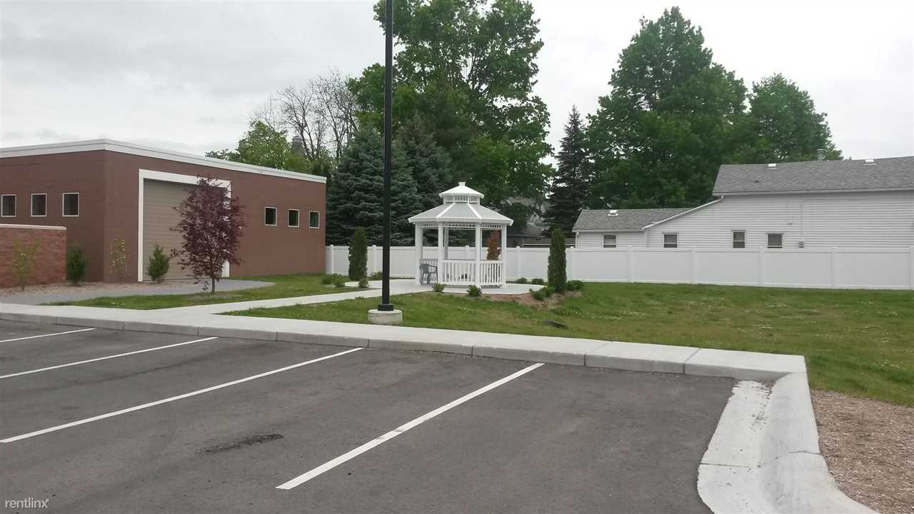 Heritage Lane Residences Apartments 117 West St, Jonesville, MI 49250