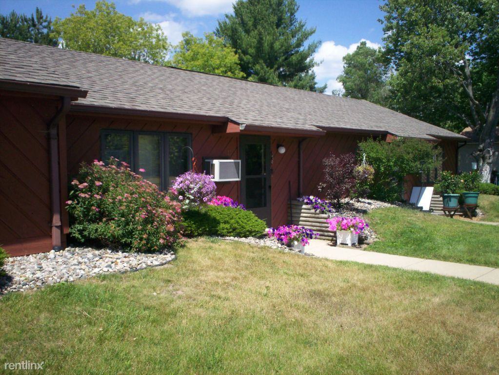 Sleepy Oaks Apartments 201 Shrigley St, West Branch, MI 48661 Zumper