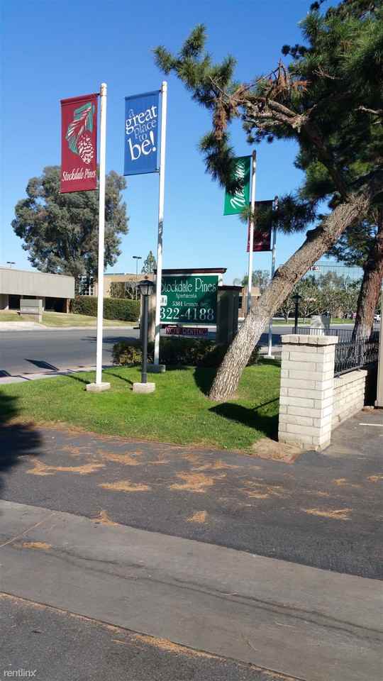 Stockdale Pines Apartments 5301 Lennox Ave, Bakersfield, CA 93309