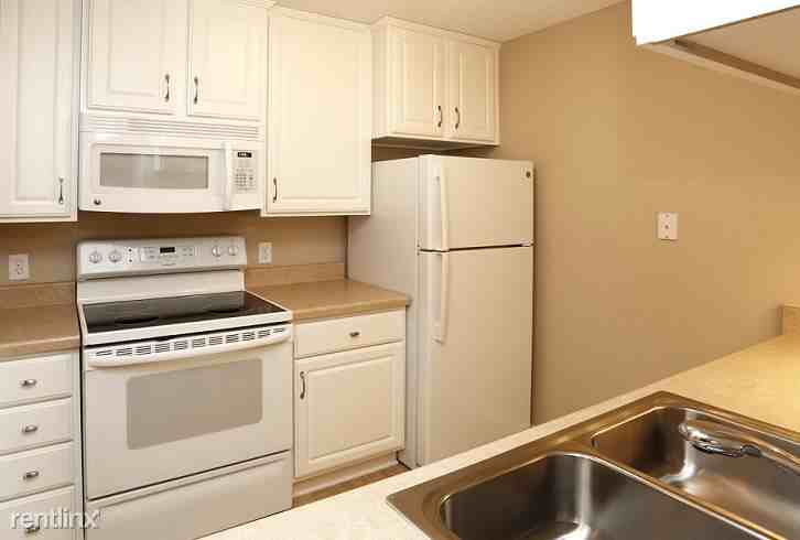 W 78th St & Great Plains Blvd Apartments in Chanhassen, MN 55317 Zumper