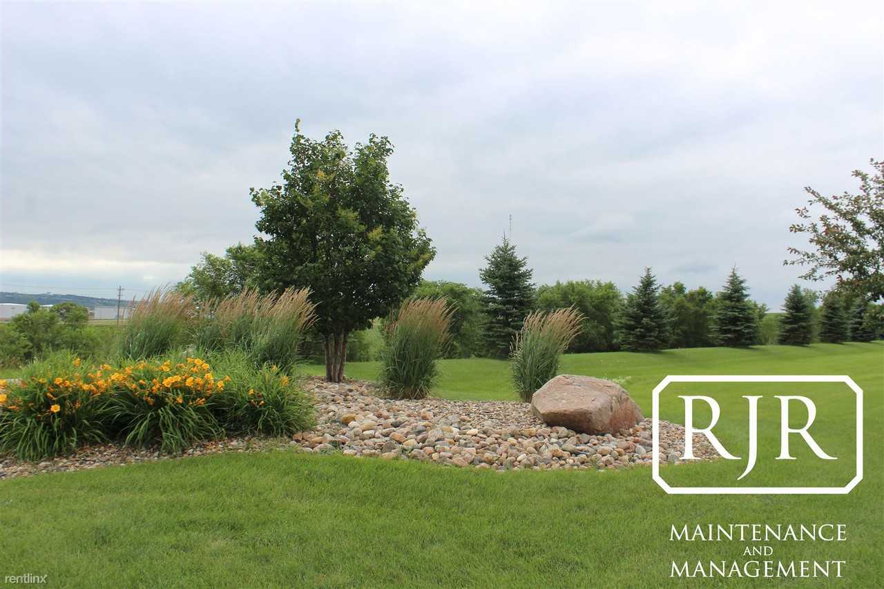 Meadow Ridge Apartments 601 Meadow Ridge Loop, Mandan, ND 58554 Zumper