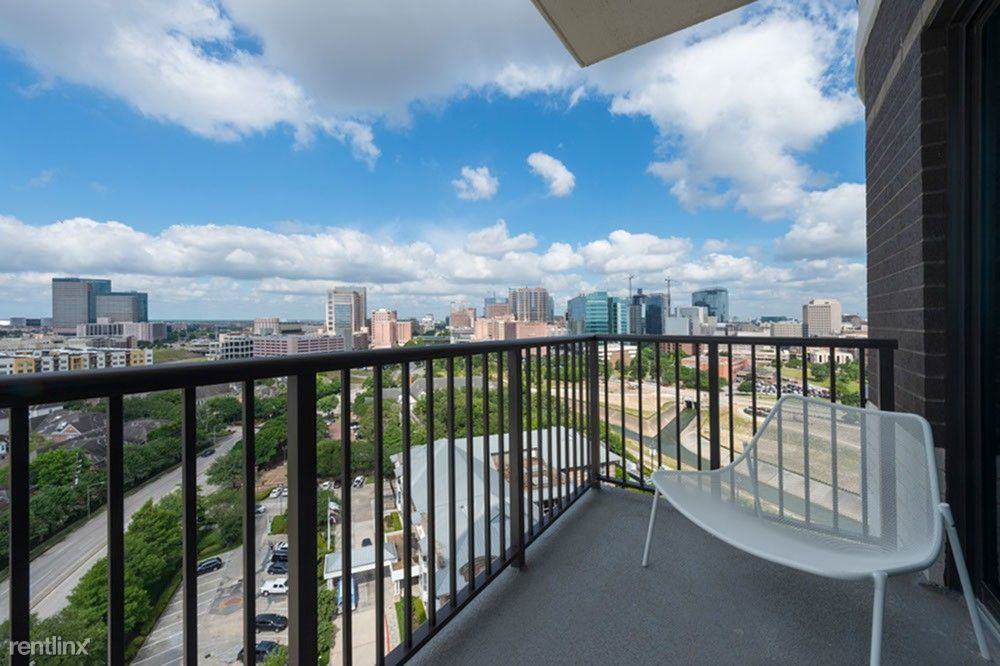 Bellaire & Medical Center 432 Apartments in Medical Center, Houston, TX