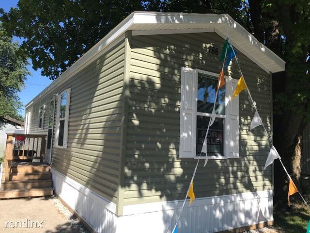 Brookville Rd & S Arlington Ave Apartments in Southeast Indianapolis