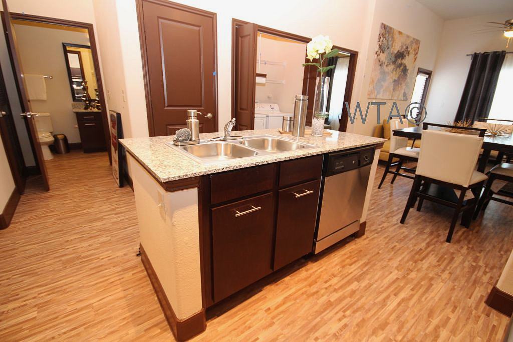 3819 HARRY WURZBACH Apartments 3819 Harry Wurzbach Rd 27672, San