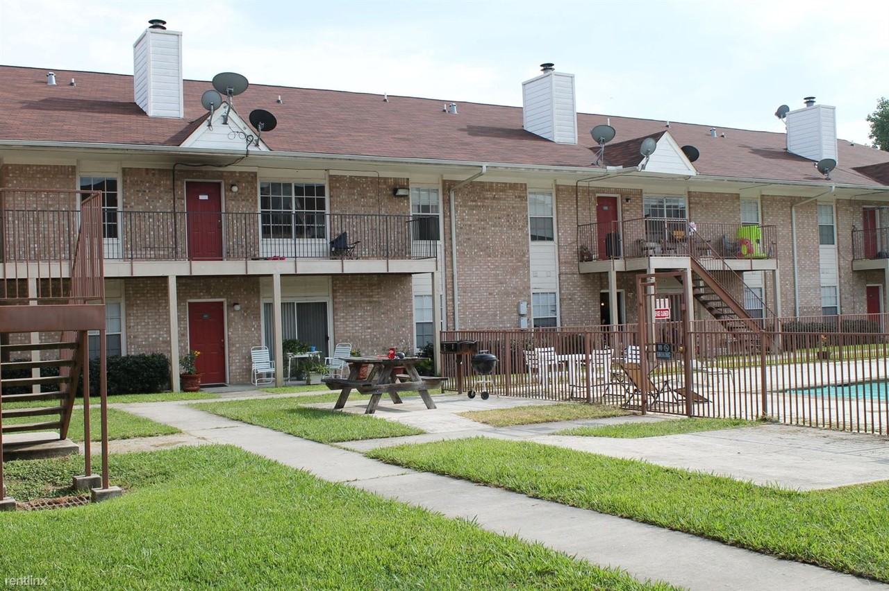 The Park At Walkers Landing Apartments 811 Cloyd Dr, Magnolia, TX