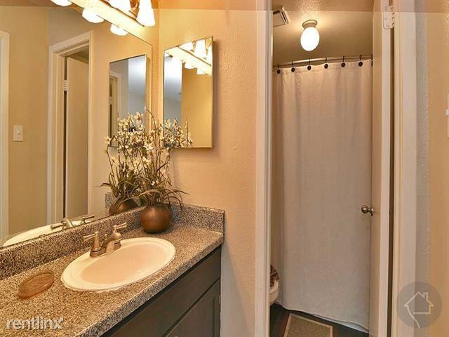 The Pointe at Cypress Woods Apartments 11800 Grant Rd, Cypress, TX