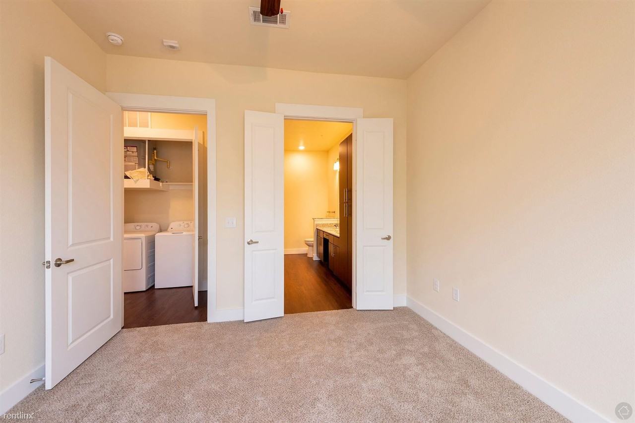 Ivy Point Cypress Apartments 14928 Mueschke Rd, Houston, TX 77433