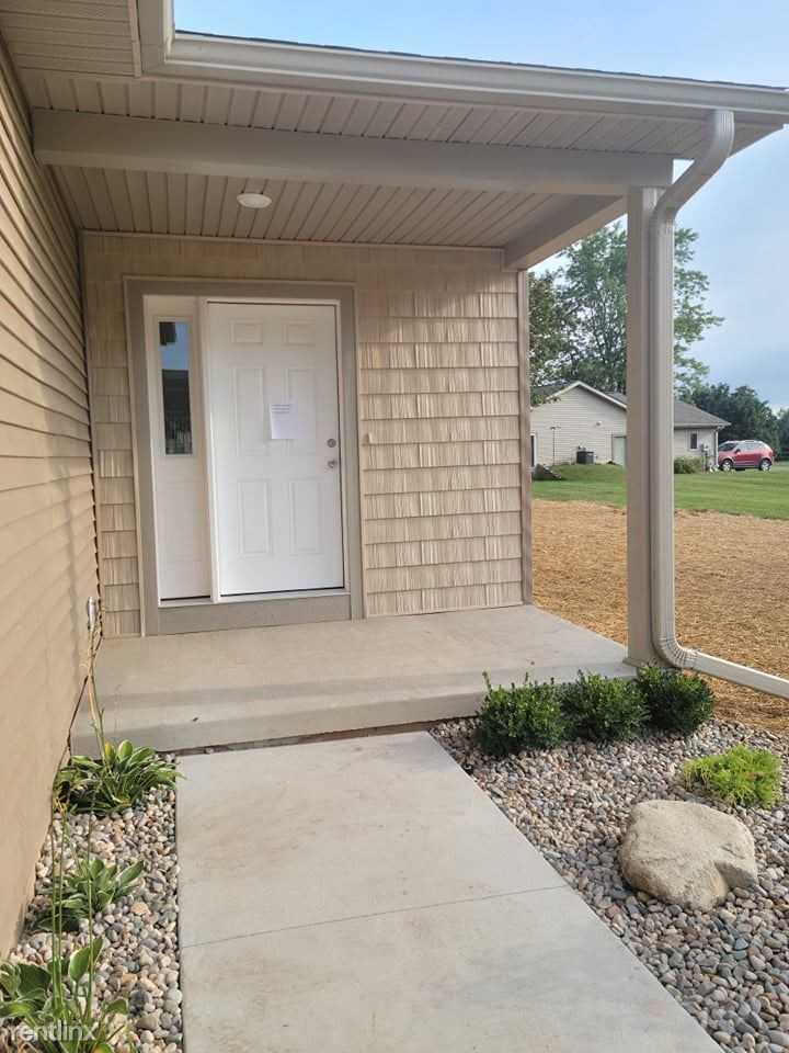 Riverview Condos Apartments 603 603 Wentz Court, Gladwin, MI 48624 Zumper