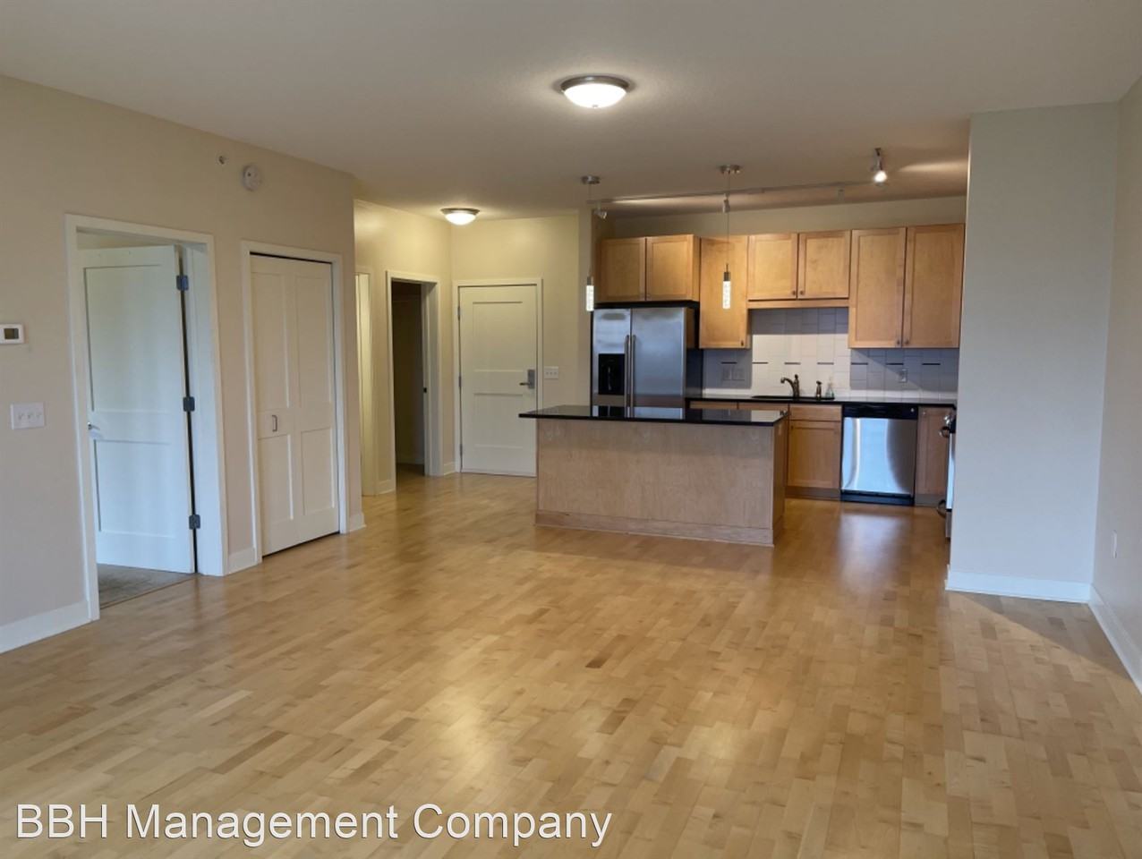 Gateway Edina Luxury Apartment Homes Apartments 4910 77th St W, Edina