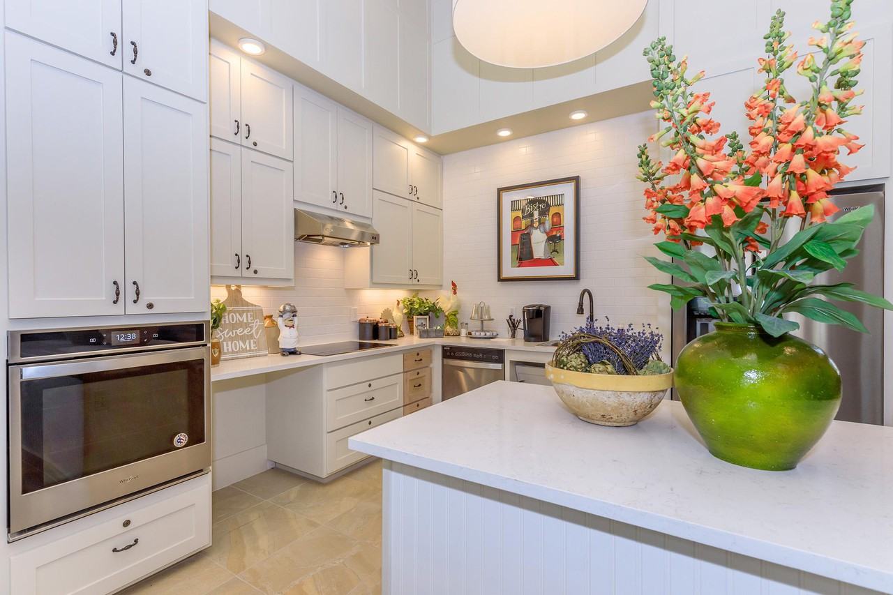 Cypress Creek Apartment Homes at Hazelwood Street Apartments 899 E