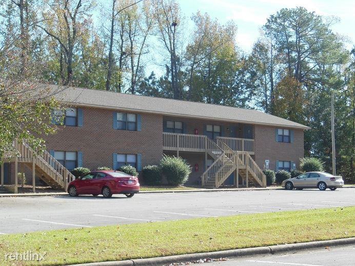 Forest Glen Apartments 2649 Macgregor Downs Rd, Greenville, NC 27834