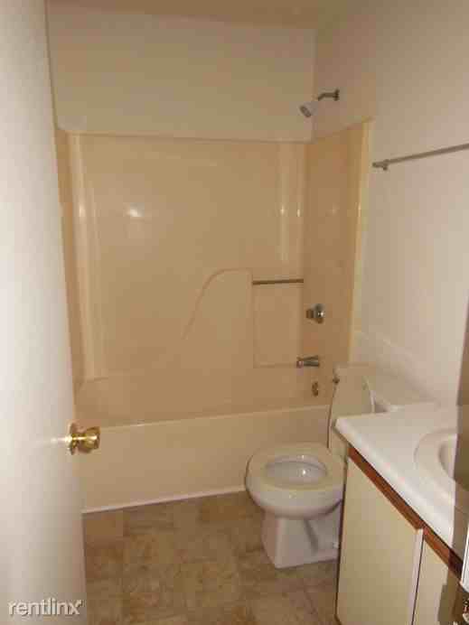 Forest Glen Apartments 2649 Macgregor Downs Rd, Greenville, NC 27834